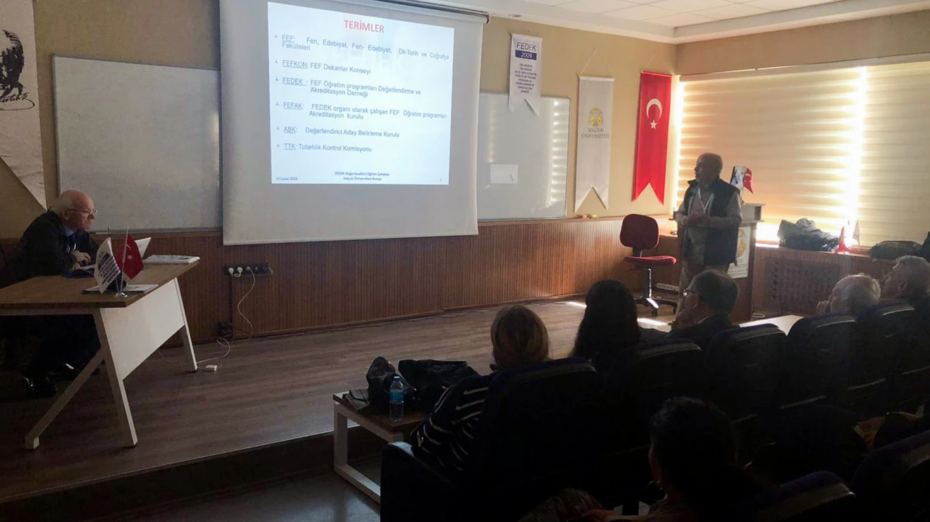 Selçuk Üniversitesinde Akreditasyon Değerlendirici Eğitim Çalıştayı gerçekleştirildi